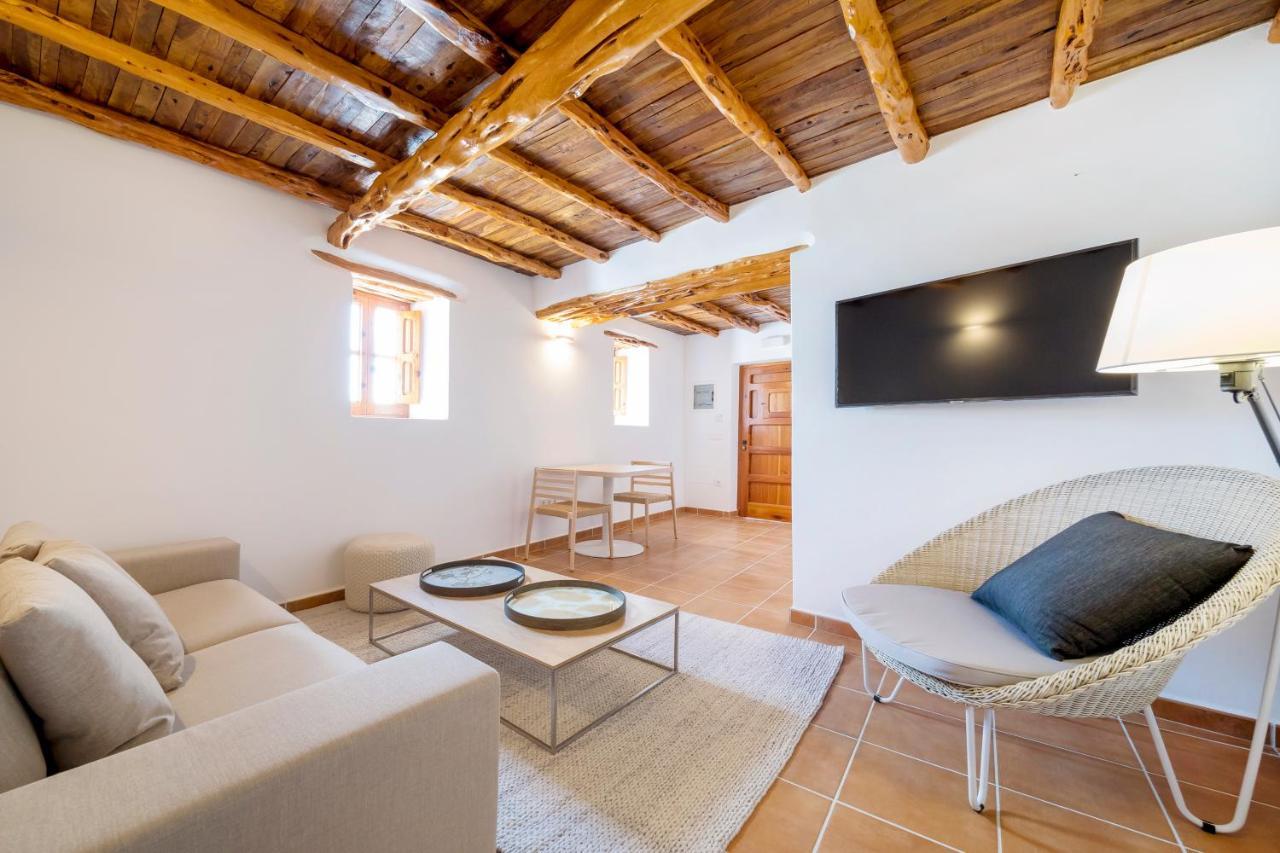 Agroturismo Can Toni Xumeu - Adults Only Кала Лонга Екстериор снимка